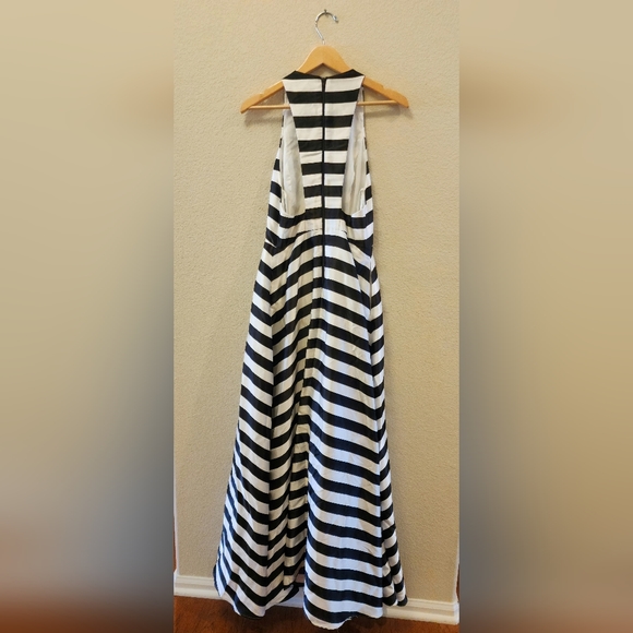 Betsy & Adam striped gown w pockets - Picture 3 of 4